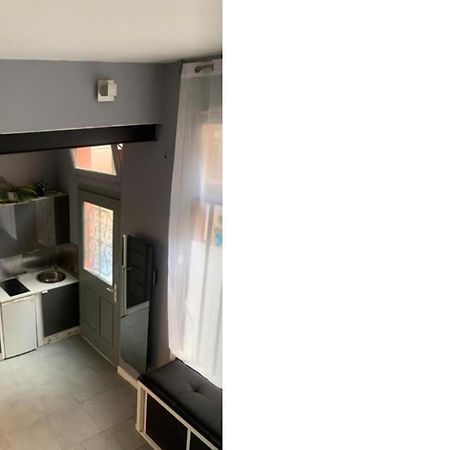 Spacious Bright Split Level Flat In The Fashionable Marais Apartment Paris Exterior photo